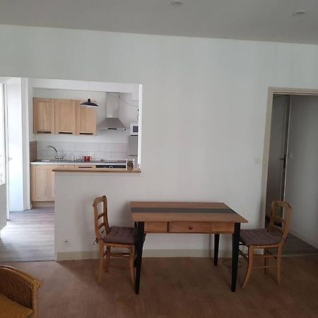 Agreable Appartement Lumineux Au Centre-Ville أويونا المظهر الخارجي الصورة