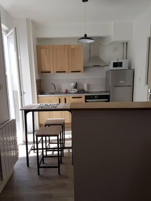 Agreable Appartement Lumineux Au Centre-Ville أويونا المظهر الخارجي الصورة